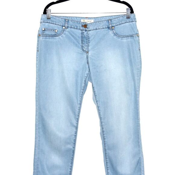 EKOL Light Wash Slim Leg Jeans Size Large - Picture 2 of 7